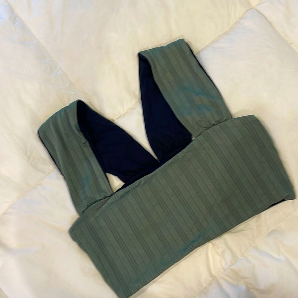 Gianni Bini bathing suit top